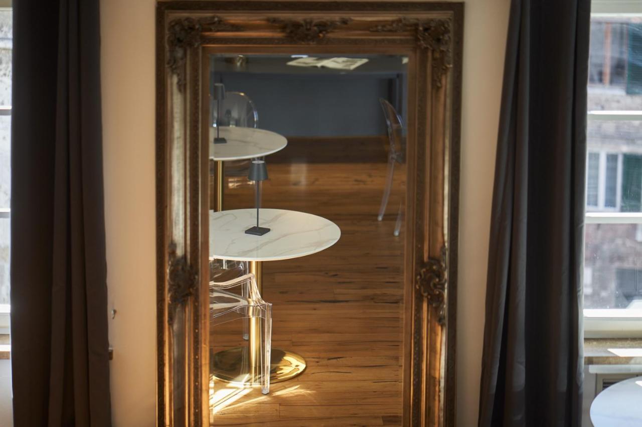 Acomodação com café da manhã  Le Logge Luxury Siena